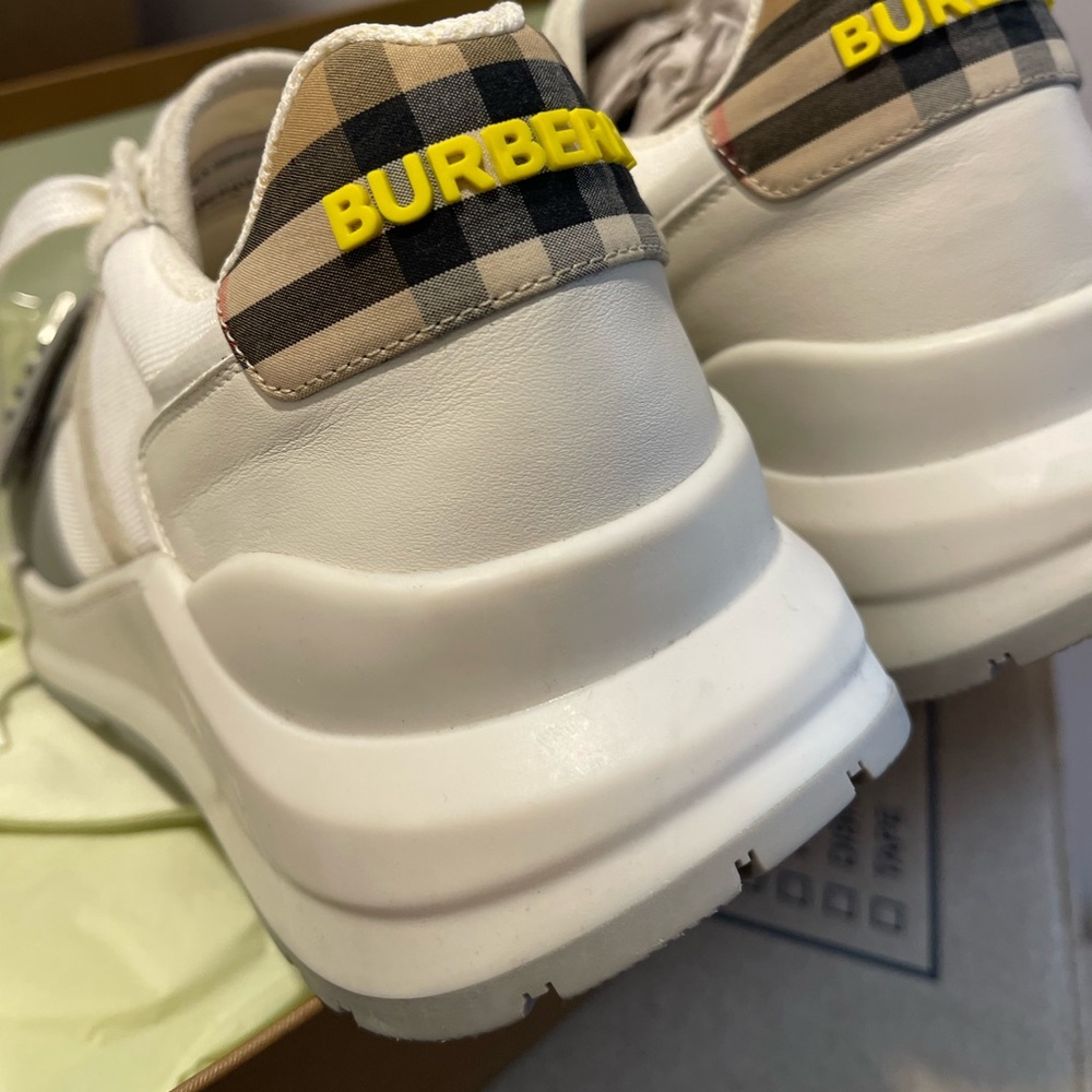 COPY - Burberry Sneakers Size 43 (US 10) Amazing Condition | WORN ONCE 🔥 - Picture 5 of 12